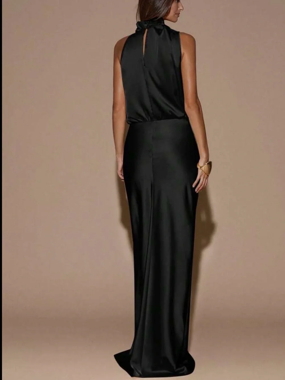 Elegant Satin Halter Evening Dress in Black